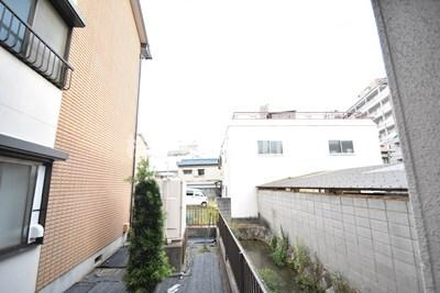 八尾市本町５丁目のアパートの展望