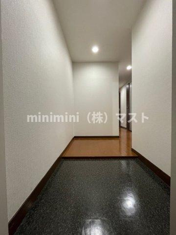 アルボール西道頓堀の玄関