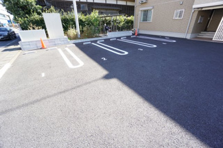 【駐車場】