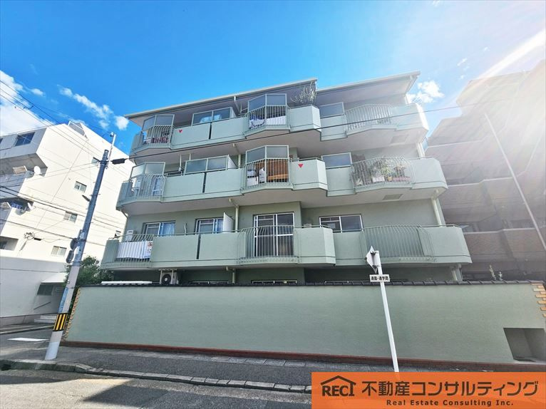 セルダン魚崎の外観