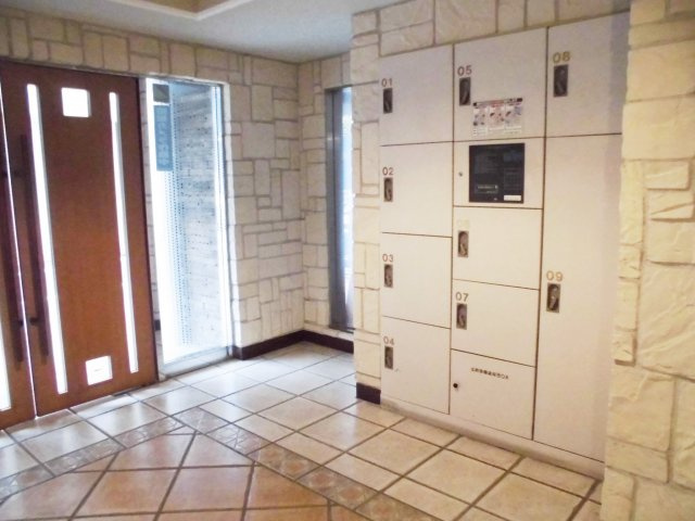 ガーラ本郷三丁目のその他共用部分|宅配ボックス