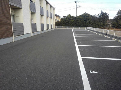 【駐車場】 | クレイノやなぎ荘 | 画像7