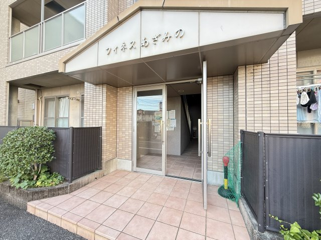フィネスあざみののロビー