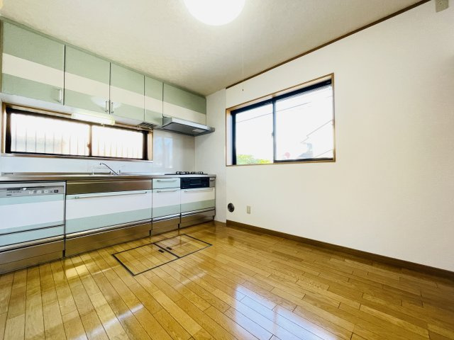 【居間・リビング】 | 熊谷市円光　中古戸建