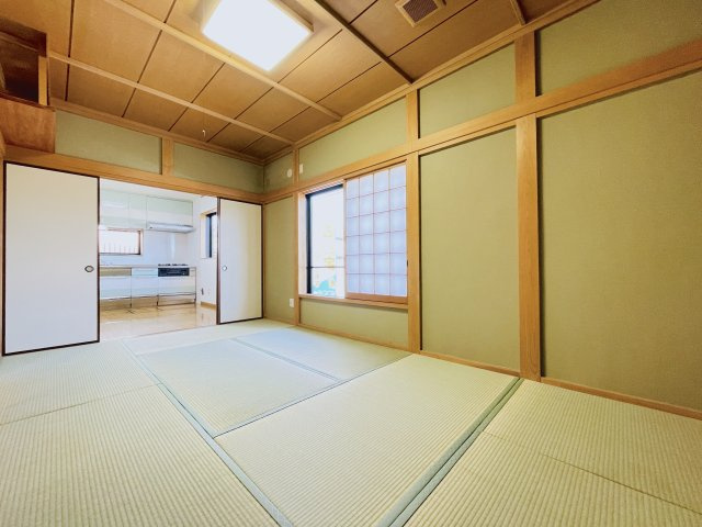 【居間・リビング】 | 熊谷市円光　中古戸建
