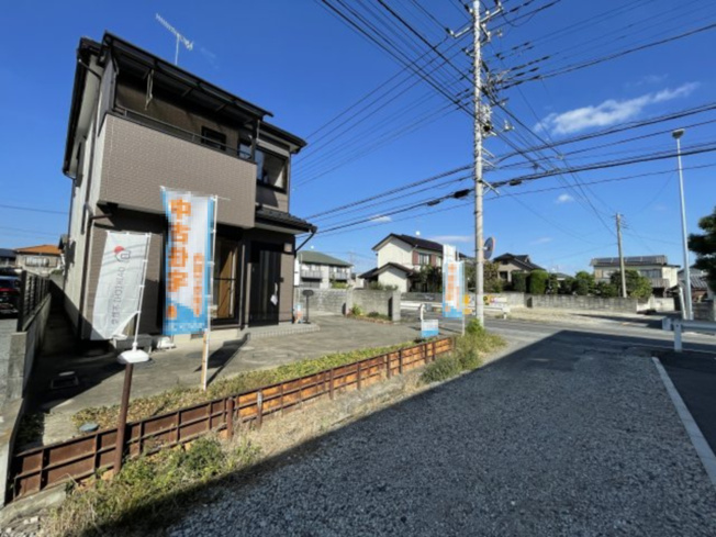 【前面道路含む現地写真】 | 熊谷市円光　中古戸建