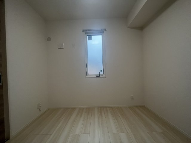 ルートサンヨウの子供部屋