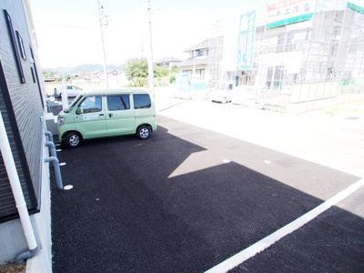 【駐車場】 | Cradle garden　南沢又第１７　３号棟