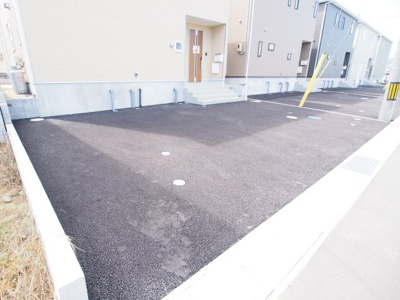 【駐車場】 | Cradle garden　南沢又第１７　５号棟