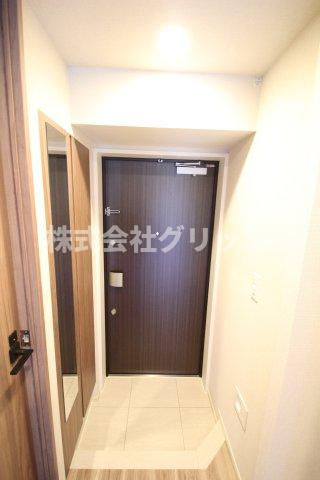 ジオエント横浜の玄関