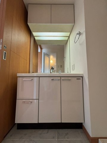 リーガル四ツ橋ドゥーエの独立洗面台