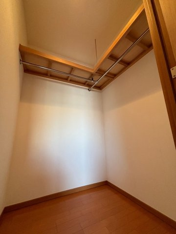 リーガル四ツ橋ドゥーエの収納