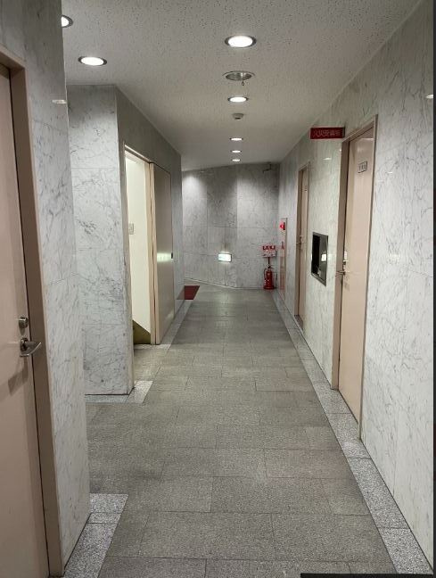 キタデビルのロビー