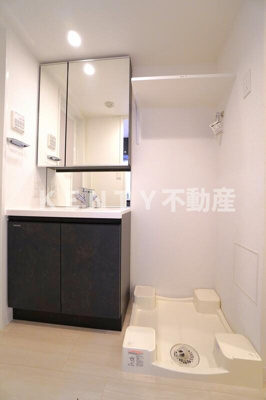 【洗面所】 | ラティエラ品川西大井 | コンパクトで使いやすい洗面所