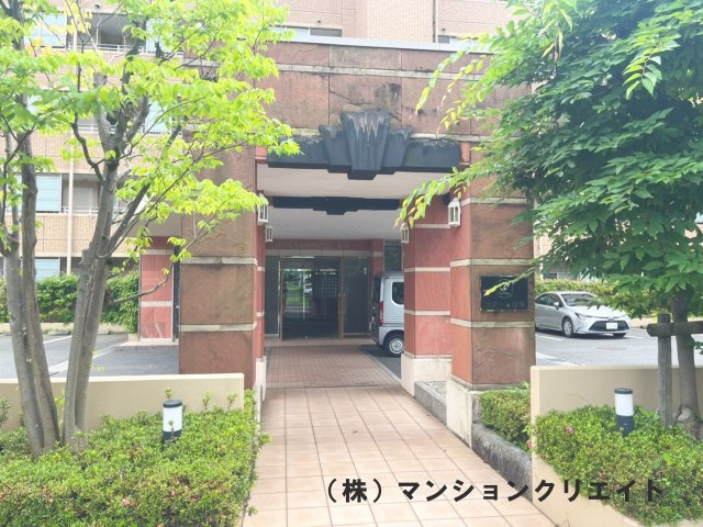 ロアール社南の外観