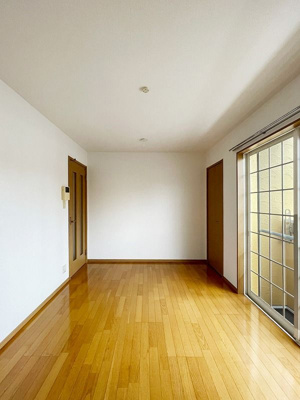 【収納】 | チロルコーポ春町Ⅰ | 別号室の写真になります。現況優先。