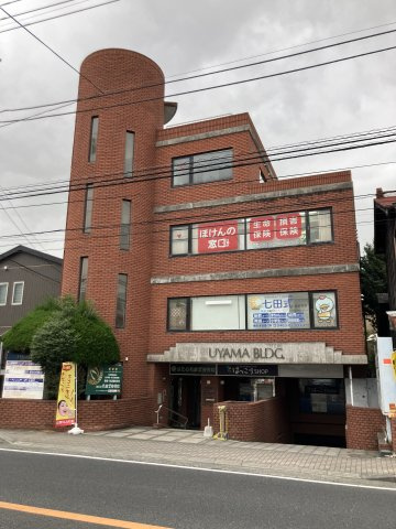 宇山ビルの外観