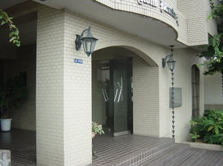 【エントランス】