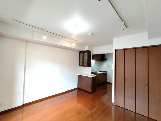 JEWEL　COURT　A棟（ジュエルコート）の居間・リビング