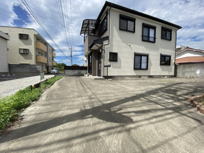 【駐車場】 | 熊谷市円光2丁目　中古住宅   | 現地(2024年9月撮影)