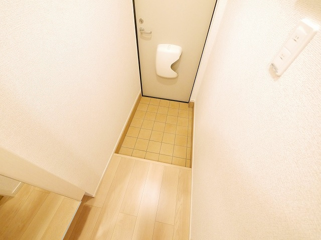 アルカンシエル・ベルⅡの玄関|シンプルで使いやすい玄関です