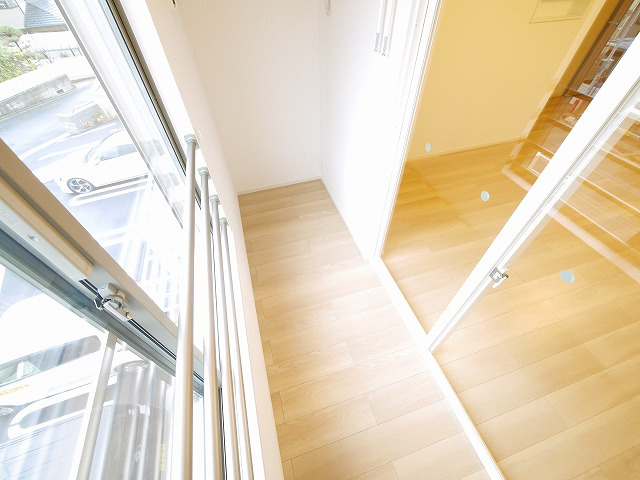 アルカンシエル・ベルⅡのバルコニー|バルコニーからの眺めを楽しみながら食事をしませんか