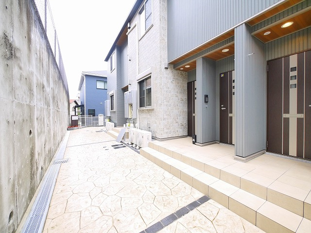 アルカンシエル・ベルⅡのその他共用部分|玄関前です