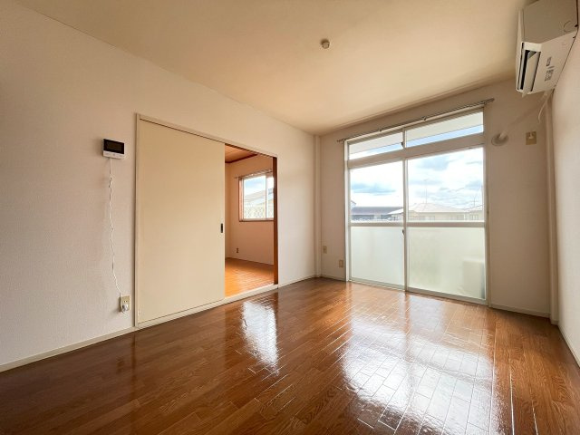 【居間・リビング】 | エルディム今泉町