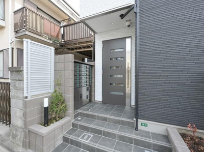 【エントランス】 | スカイルーチェ川口芝中田