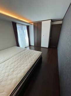 【洋室】 | 三春町上舞木福内中古一戸建て | 個人の部屋や寝室として使える洋室です