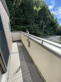 【バルコニー】 | 三春町上舞木福内中古一戸建て | 暖かな日差しのふりそそぐバルコニー