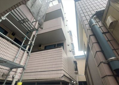 【現況写真】 | スカイコート矢部第二 | 景色重視でお家選ぶをするとスーパーが遠い！学校が遠い！など生活をするうえで利便性で困ることもあります。まず一度現地を見学する際に、周辺の施設などがあるかを確認し、暮らし始めた後のことを想像しましょう。