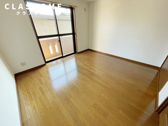 イリゼ　　刈谷市近郊の賃貸はクラスホームの居間・リビング|同物件の別部屋になります。