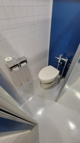 雅光園ビルのトイレ