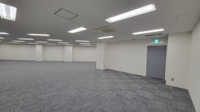 雅光園ビルの内装