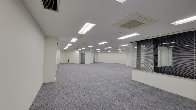 雅光園ビルの内装