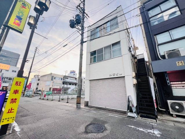 御幸本町 神谷ビルの外観