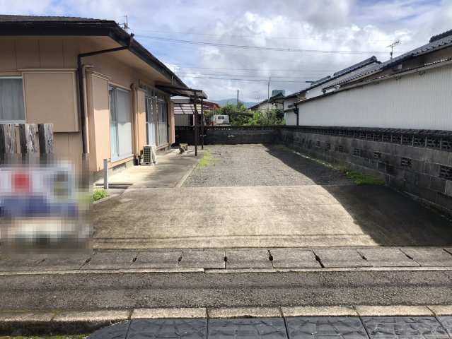 【駐車場】 | 都城市都島町　1,100万円 4LDK