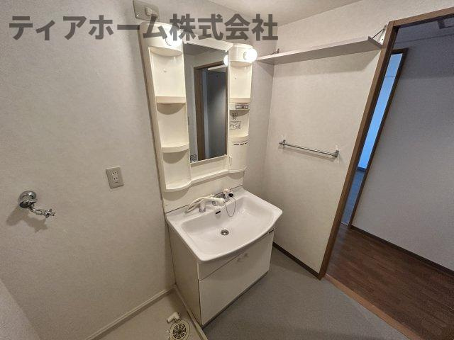 サニーコートほんまちの独立洗面台|独立洗面台です