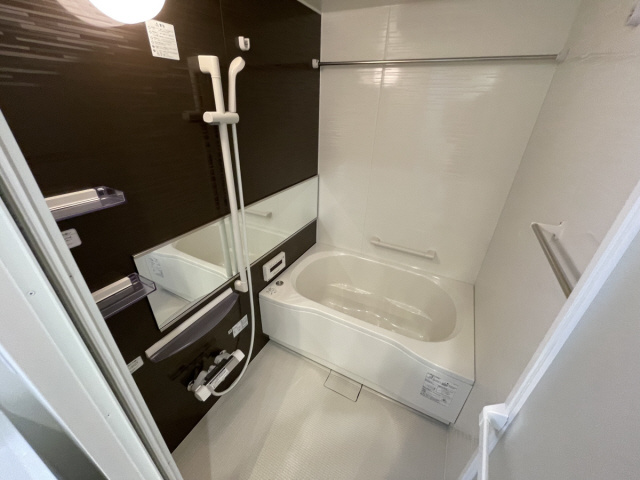 芦屋パインクレストの浴室