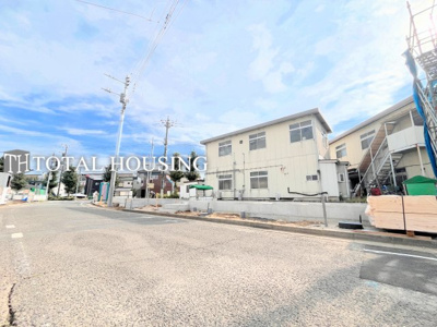 【前面道路含む現地写真】 | 稲城市押立　新築戸建　全4棟