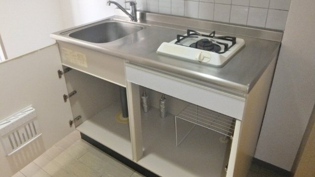 グランデュール本郷のその他|キッチン下の収納です。