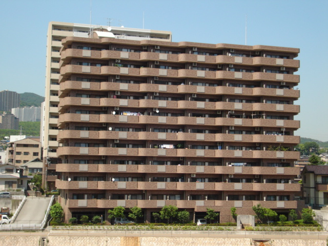 グリーンエクセル宝塚の外観