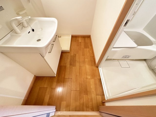 ヴィラコートSEIの洗面所