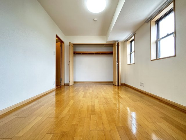 ヴィラコートSEIの居間・リビング