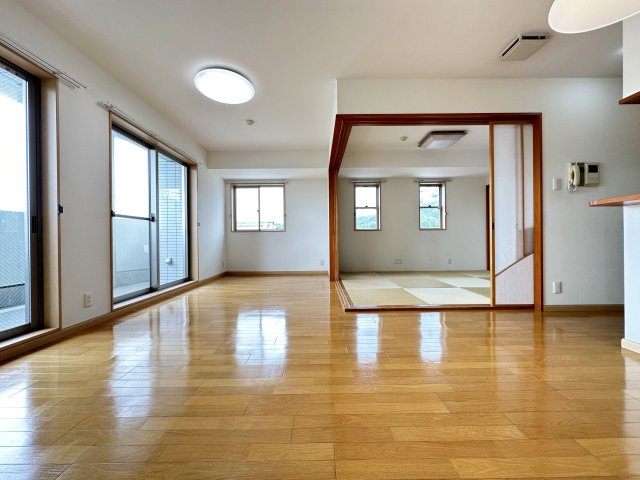 ヴィラコートSEIの居間・リビング