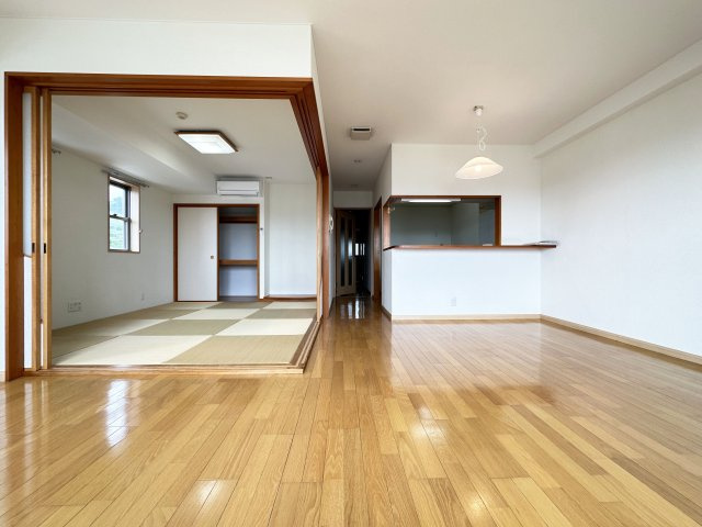 ヴィラコートSEIの居間・リビング