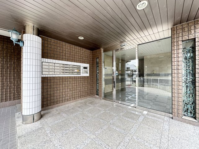 ヴィラコートSEIのエントランス