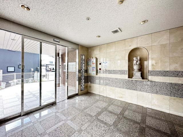 ヴィラコートSEIのロビー