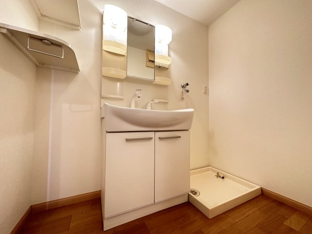 ヴィラコートSEIの独立洗面台